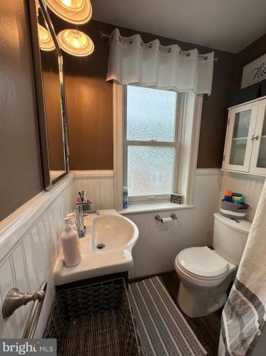 440 Jackson St, West Deptford NJ 08096-2355 exterior