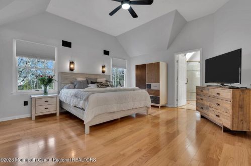 130 Rumson Pl, Little Silver NJ  07739-1044 exterior