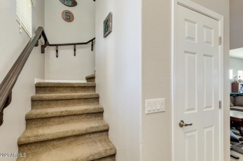 1344 Belmont Ave, Phoenix AZ 85021-6876 exterior