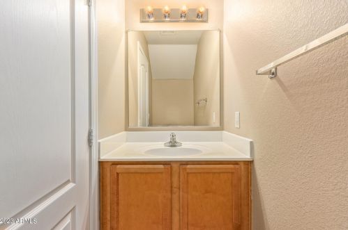 1805 94th Ave, Phoenix AZ  85037-4279 exterior