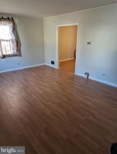 447 Hemlock Ter, West Deptford NJ  08096-2813 exterior