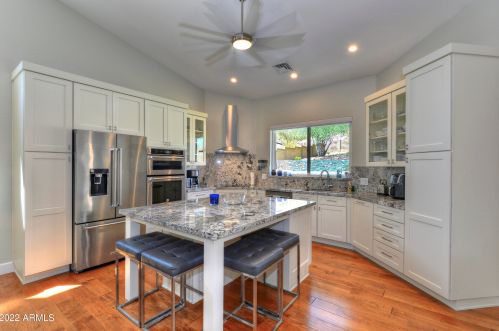 12618 38 St, Phoenix AZ 85040-1613 exterior