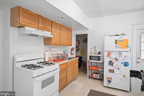 1943 Cooper St, West Deptford NJ 08096-3810 exterior