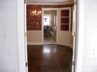 10607 Highland Ave, Cleveland OH  44125-5927 exterior