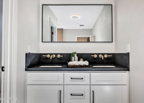 4115 Catalina Dr, Phoenix AZ 85015-6024 exterior