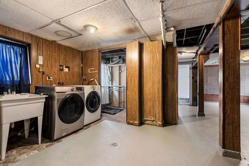 1617 Clinton Ave, Forest View IL 60402-1022 exterior