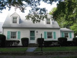 12 Henshaw Pl, Newton, MA 02465-1656