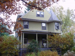 30 Tarleton Rd, Newton, MA 02459-1733