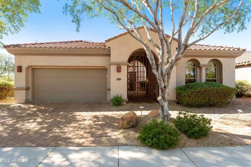 22504 38th Pl, Phoenix, AZ 85050-5468
