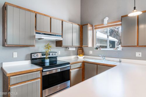 2030 Lucky John Dr, Park City UT 84060-6920 exterior