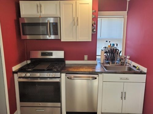 45 Stephen St, New Bedford MA  02740-1223 exterior