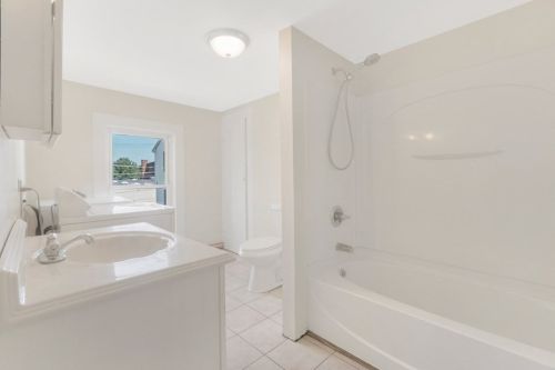 20 Pine St, Royalston MA  01331-2823 exterior