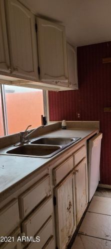 15415 2nd St, Phoenix AZ 85022-1007 exterior