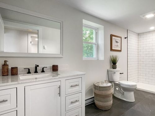 14 Hodgkins Rd, Rockport MA  01966-2004 exterior