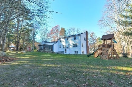 37 Needham St, Norfolk MA  02056-1648 exterior