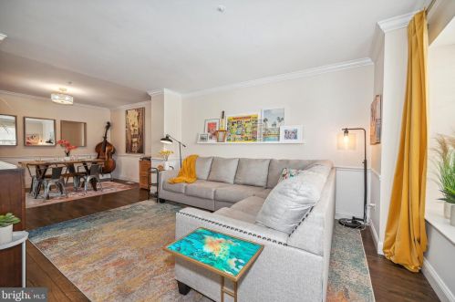 2202 Beacon Hill Dr, Erial NJ  08081-1175 exterior