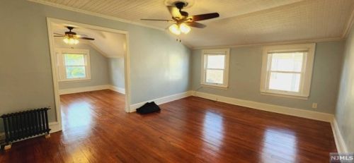 110 Rutherford Pl, Kearny NJ  07032-3217 exterior