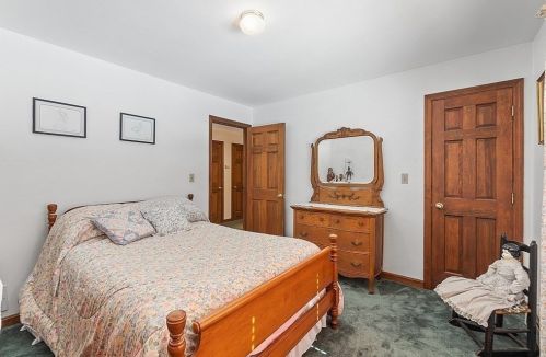 130 Conant Rd, Royalston MA 01331-9758 exterior