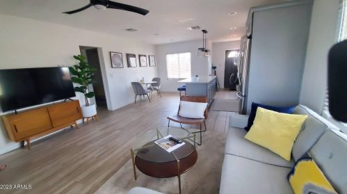 1630 Culver St, Phoenix AZ 85008-5932 exterior