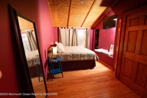 61 Lakeview Dr, Jackson Twp NJ 08527-2701 exterior