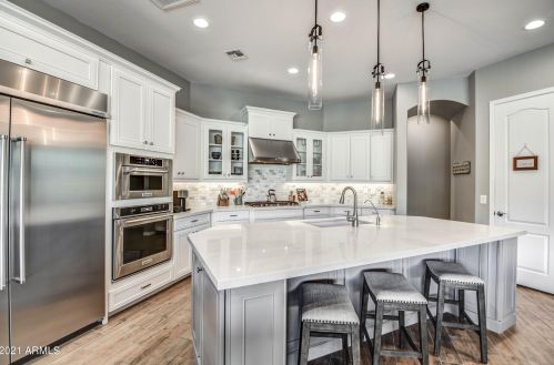 7911 30th Way, Phoenix AZ 85016-8927 exterior