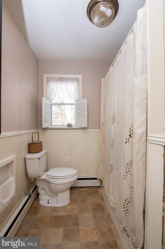 1398 Good Intent Rd, West Deptford NJ 08096-6116 exterior