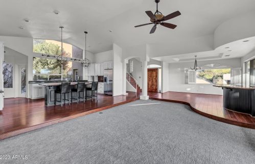 10436 Central Ave, Phoenix AZ  85020-1052 exterior