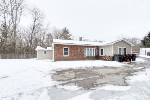 1098 Western Ave, Montgomery MA 01085-2616 exterior