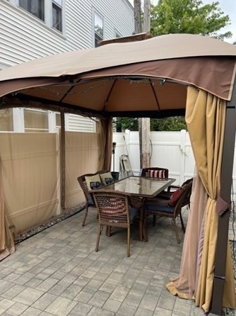 137 Rounds St, New Bedford MA  02740-2458 exterior