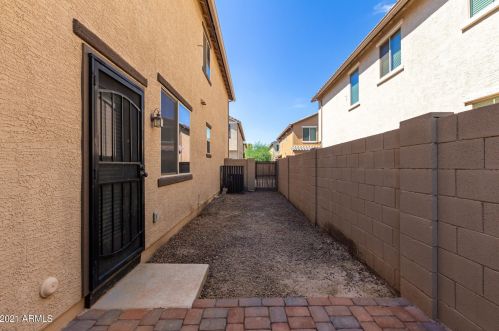 7338 Cambridge Ave, Phoenix AZ  85035-1337 exterior