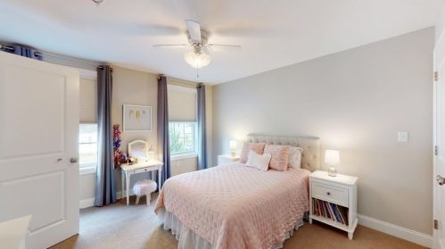 32 Eames St, North Reading MA 01864-2116 exterior