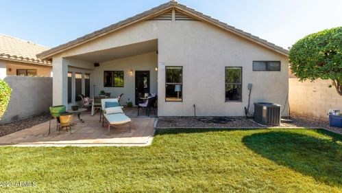 20250 32 Pl, Phoenix AZ 85008-6209 exterior