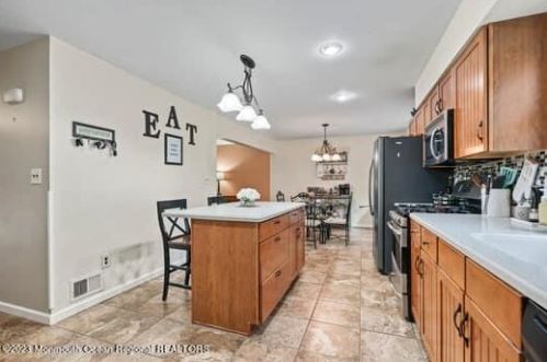 516 Declaration Ln, Jackson Twp NJ 08527-7777 exterior