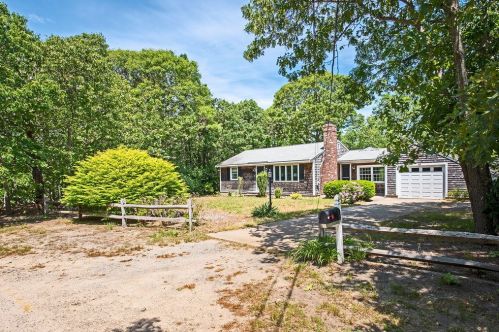 35 Chokeberry Dr, Eastham, MA 02642-2263