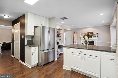 1504 Beacon Hill Dr, Erial NJ  08081-1168 exterior