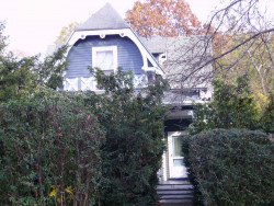 56 Cedar St, Newton, MA 02459-1113