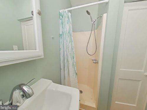 2204 15 St, Philadelphia PA 19132-4414 exterior