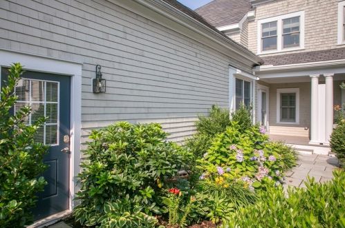 23 Backriver Rd, Hingham, MA 02043-1577