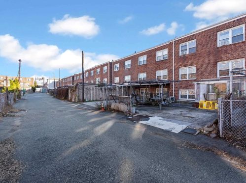 110 Sussex St, East Newark NJ 07029-2121 exterior