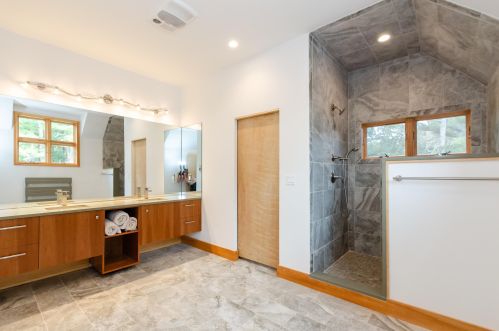 155 Great Nck Rd, Wareham MA 02571-2426 exterior