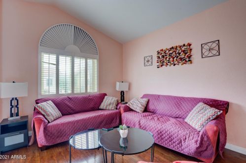 1120 Charleston Ave, Phoenix AZ 85032-9551 exterior