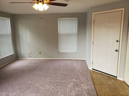 1376 Keys Lake Dr, Atlanta GA  30319-4106 exterior