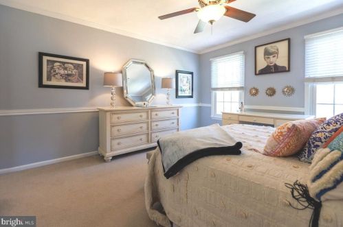 33 Winthrop Rd, Trenton NJ 08648-1557 exterior