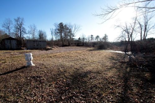 266 Pleasant St, West Bridgewater MA 02379-1509 exterior