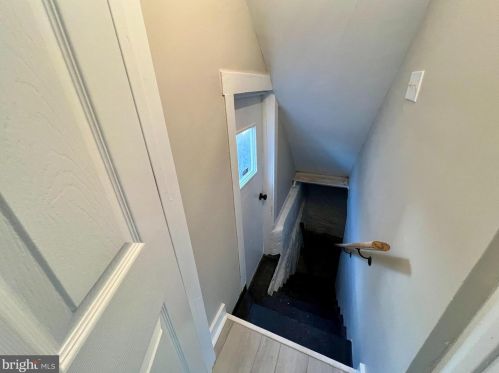 1558 Delaware St, West Deptford NJ  08066-1420 exterior