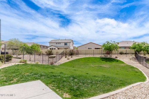 3924 79th Ln, Phoenix AZ  85043 exterior