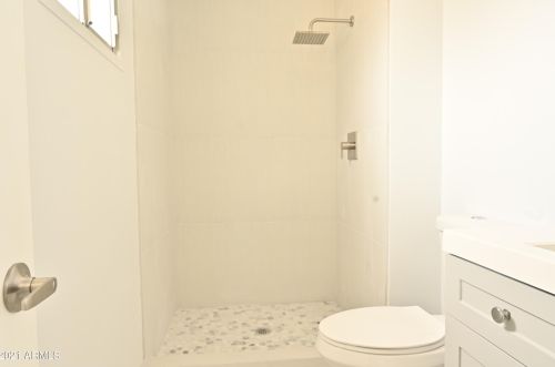 1601 Eugie Ave, Phoenix AZ  85029-1719 exterior