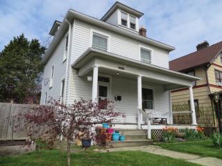 2353 Indiana Ave, Columbus OH  43202-3110 exterior