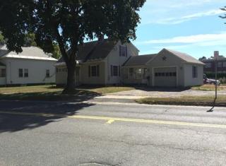 196 Silver St, Greenfield MA  01301-1806 exterior