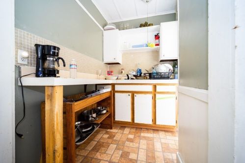 6 Lawrence St, Taunton MA 02780-1765 exterior